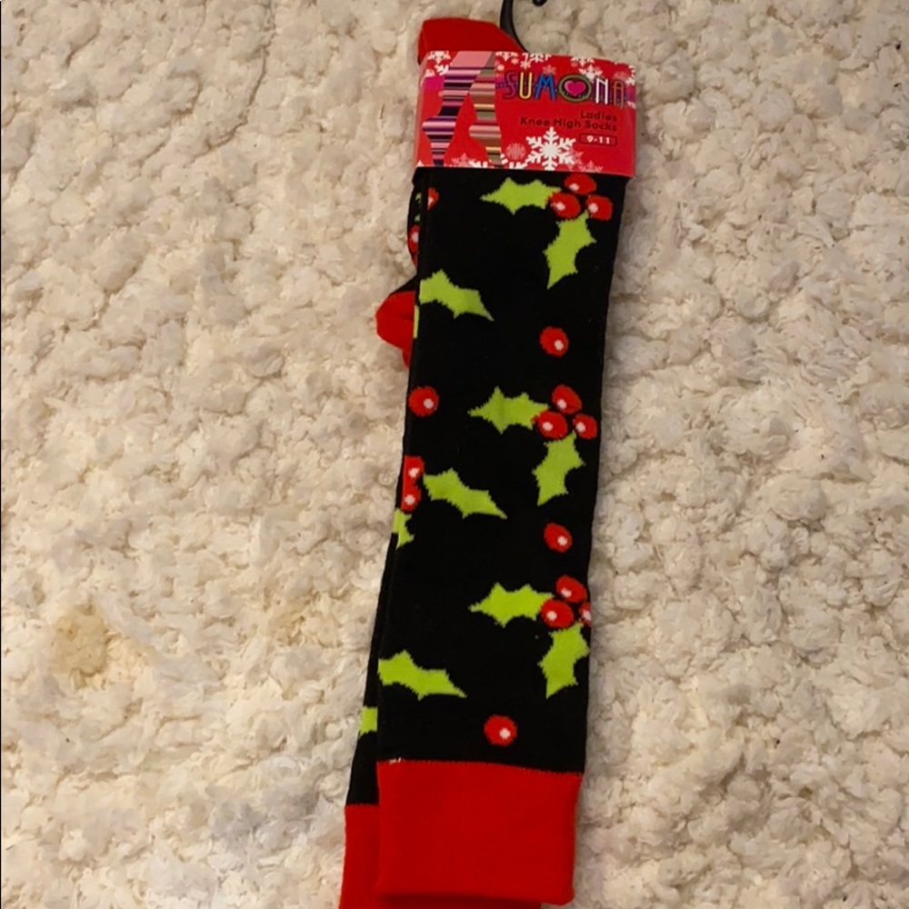 Mistletoe socks